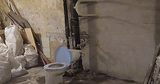 Демонтаж сантехкабины в панельном доме - цена от 1038 рублей | Сварной-Клп